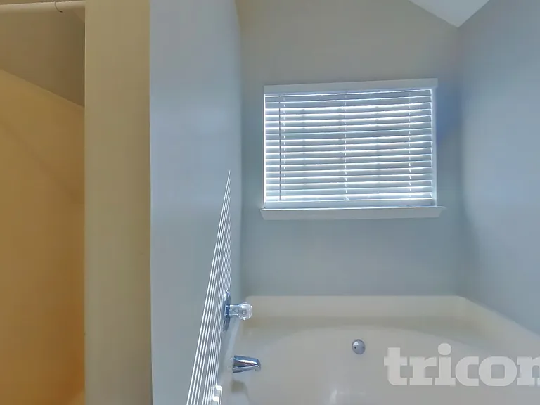 7819 Bar Harbor Dr — Photo 10