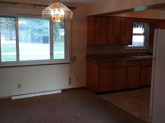 5th image of 419 Marviel Dr