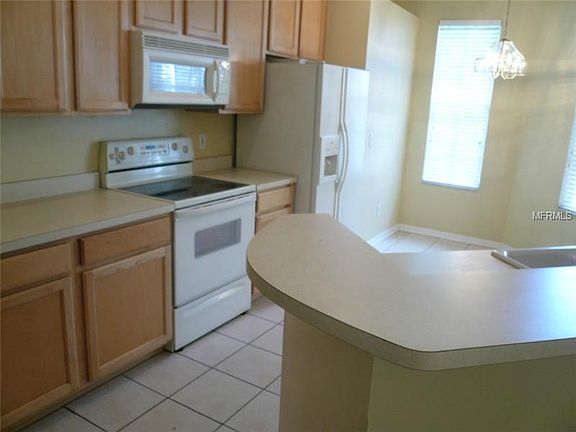 5th image of 10116 Mowry Ln