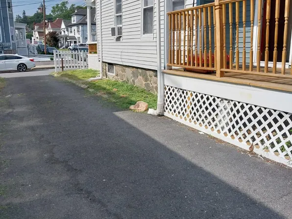 42 Smith St #2, Lawrence, MA 01841