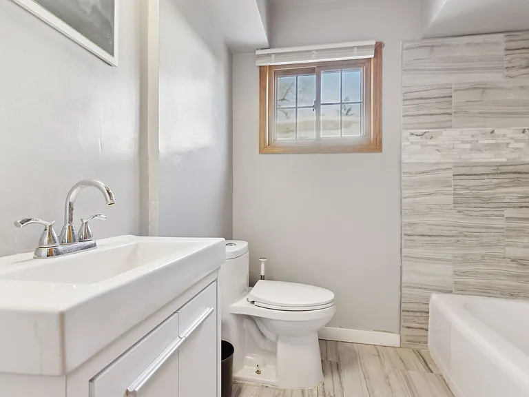 2712 Yosemite Ave S — Photo 18