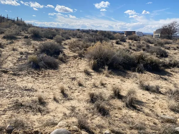 22 Road 39431, Farmington, NM 87401