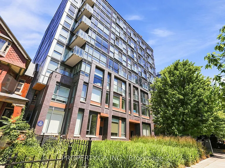 508 Wellington St W #809 — Photo 20
