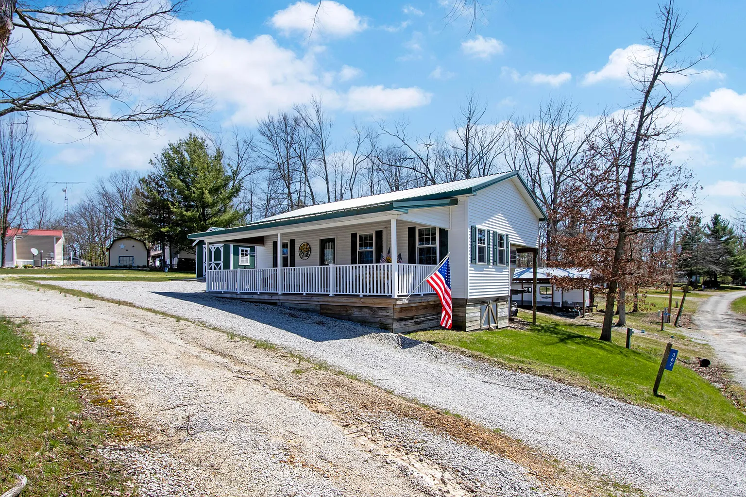 367 Alogonquion Autumn Rd photo 1