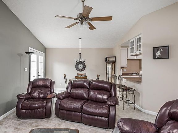 5th image of 9521 Bay Vista West Dr