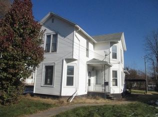 231 S Pearl St, Galesburg, IL 61401