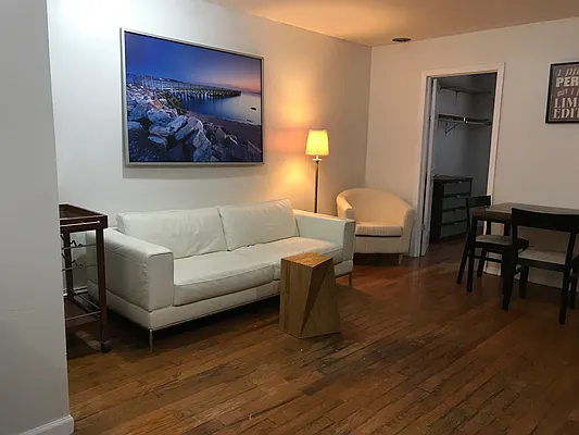 Rented by Winzone Realty Inc | media 71