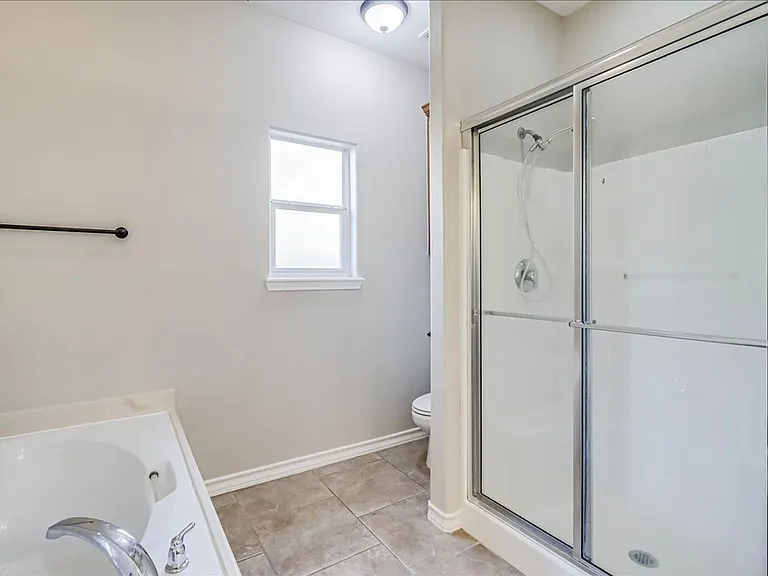5810 Aava — Photo 33