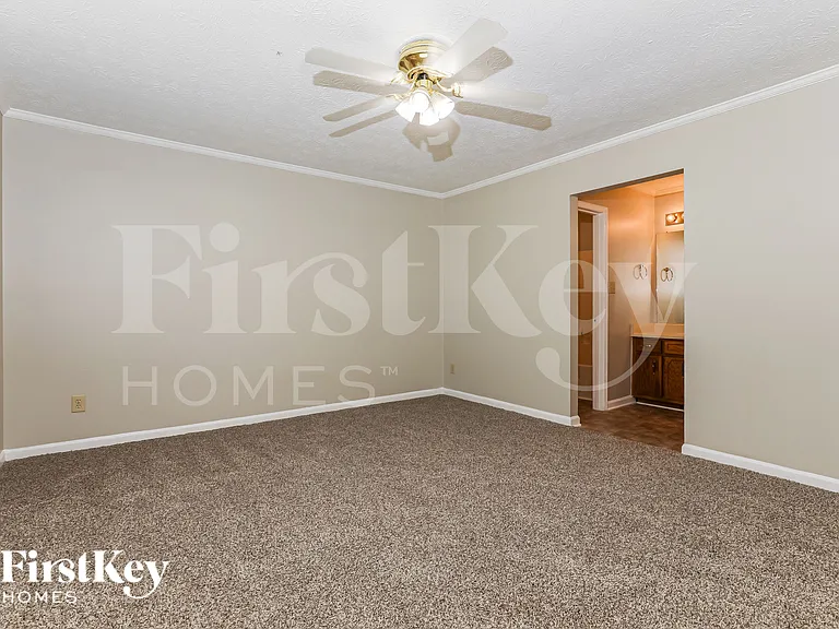 200 Ridge Way — Photo 17