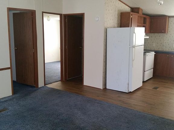 Living Room & Kitchen