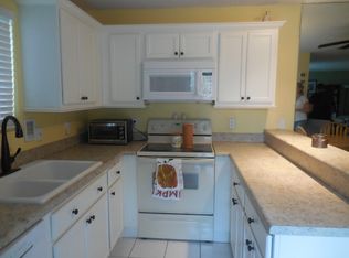 6104 Waterview Cir, Palm Springs, FL 33461