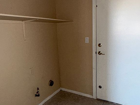 4th image of 62 Blaven Dr