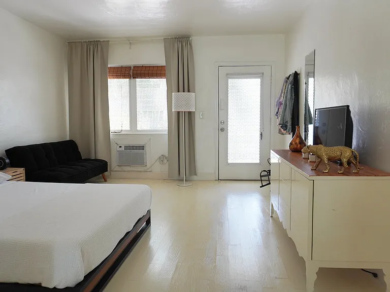 761 Euclid Ave #12A — Photo 11
