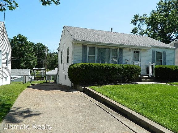 2nd image of 10220 Saint Arsene Ln
