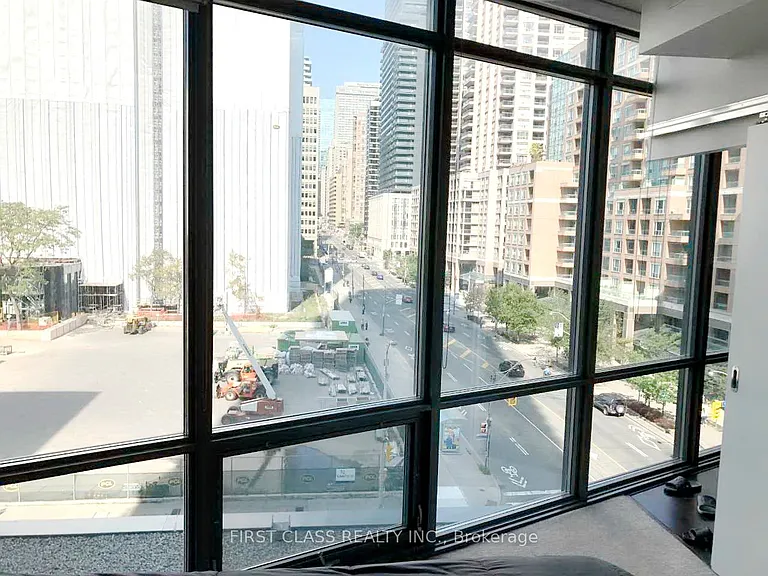 832 Bay St #505 — Photo 14