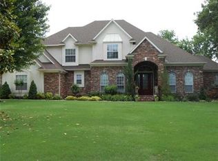 3689 Thornbury Dr, Springdale, AR 72764