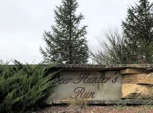 32542 Hunters Run Dr, Van Meter, IA 50261