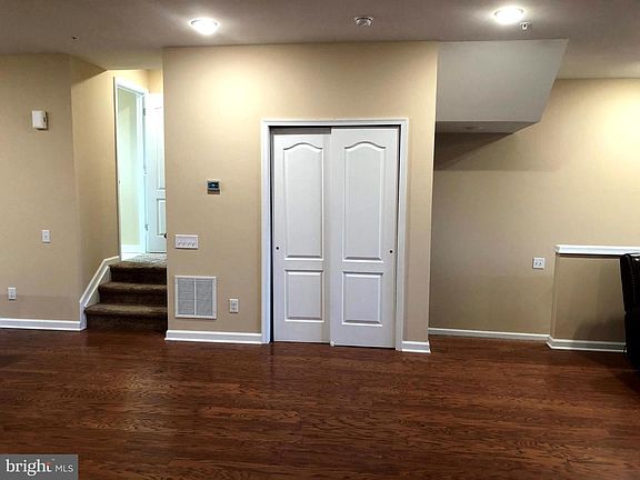 4th image of 18 Locks Farm Ln