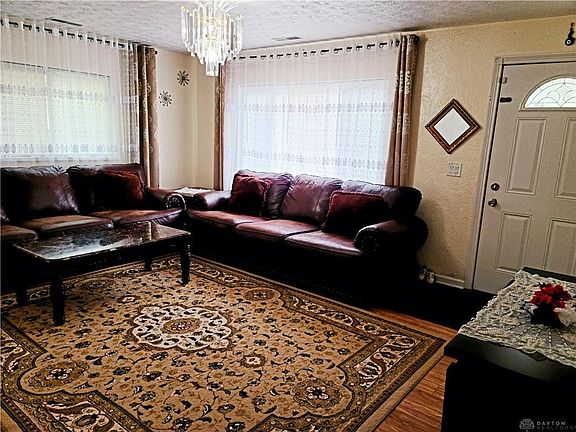 4th image of 119 S Wright Ave