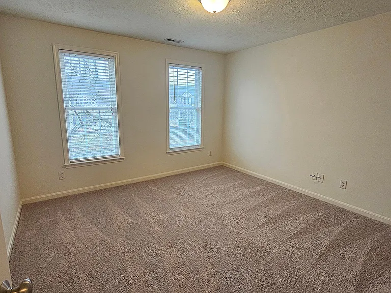2822 Slingerland Dr — Photo 25