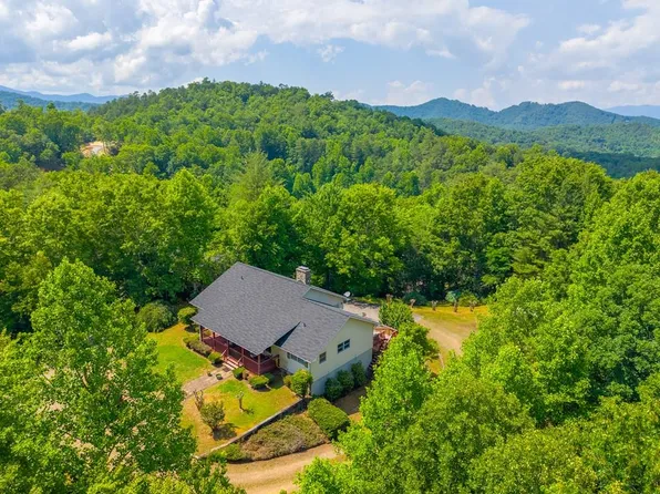 860 Willis Cove Rd, Franklin, NC 28734