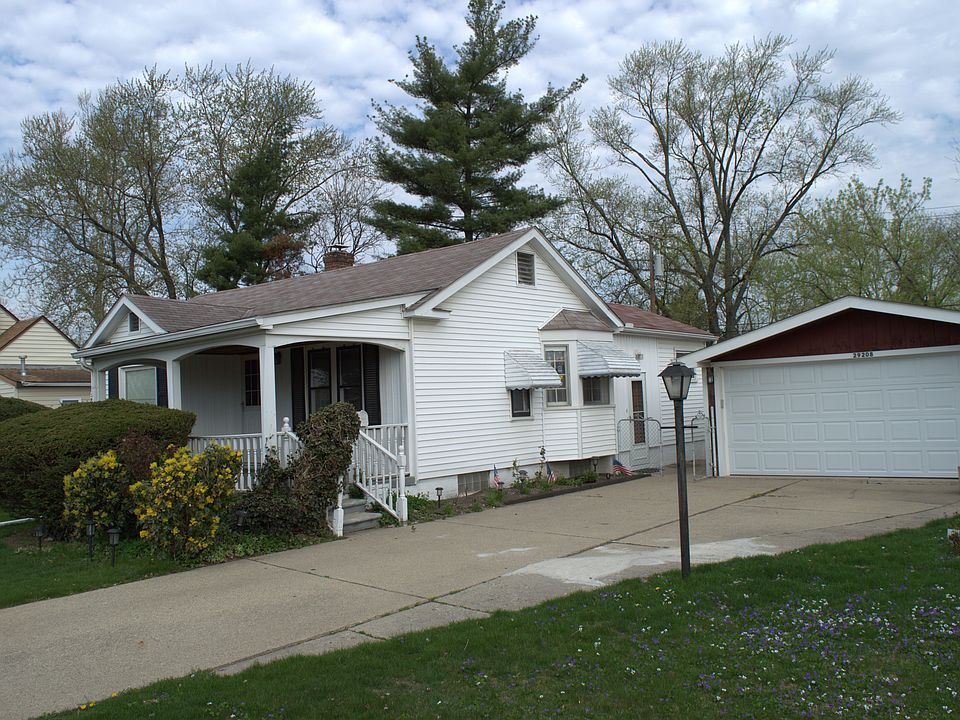 1st image of 29208 Cambridge St