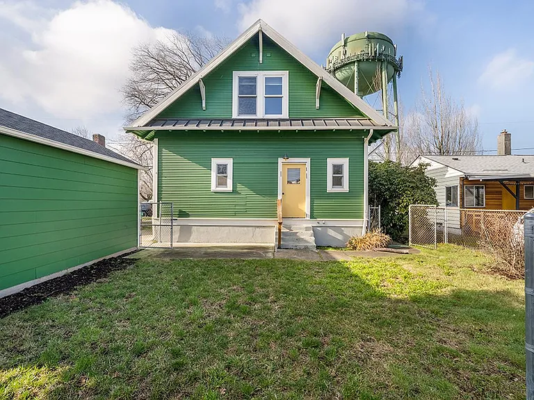 5324 N Maryland Ave — Photo 25