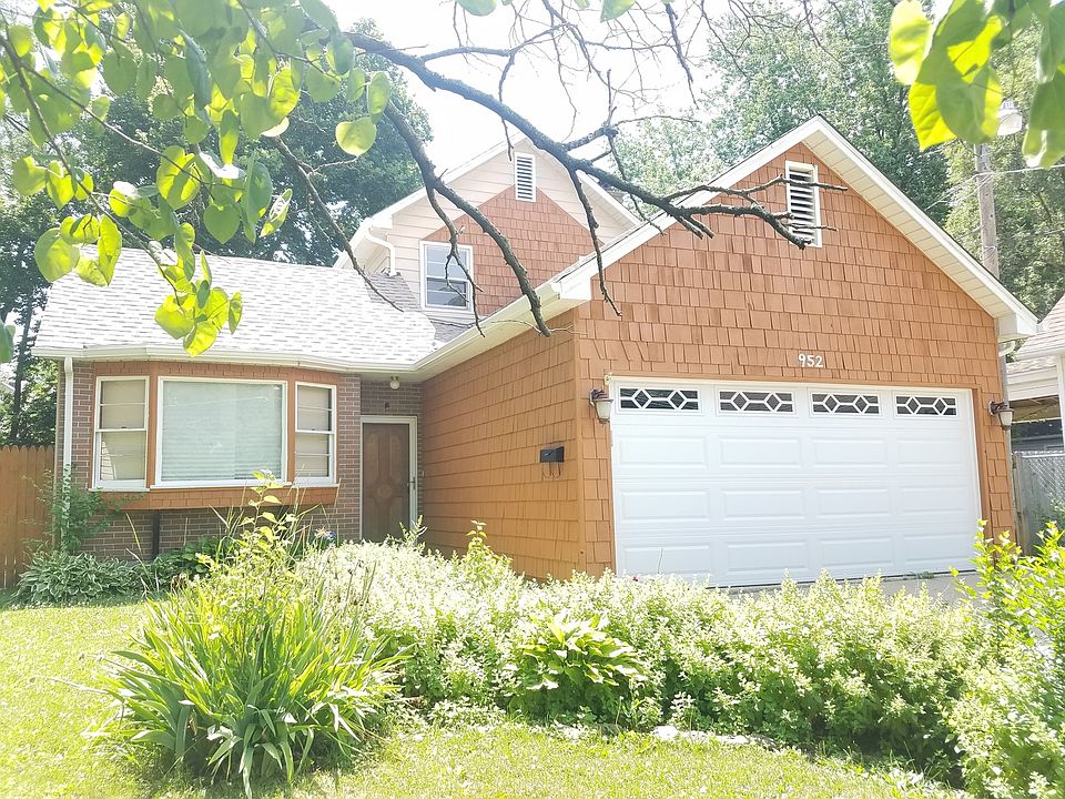 1st image of 952 Sard Ave