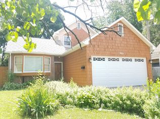 952 Sard Ave, Aurora, IL 60506