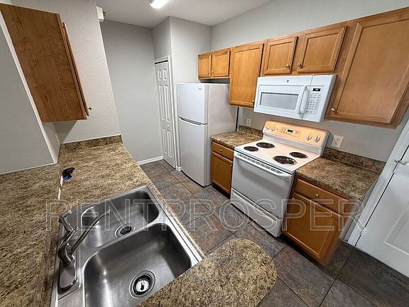 5th image of 5550 E Michigan St APT 3131