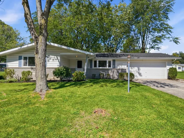 4015 Wedgewood Dr, Fort Wayne, IN 46815