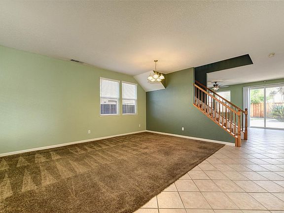5th image of 1748 Canyon Creek Dr