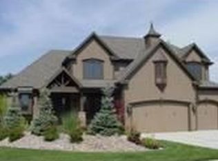12339 W 164th Ter, Overland Park, KS 66062