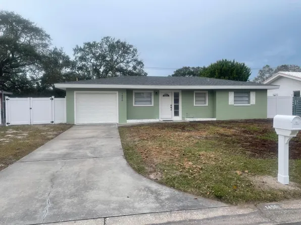 1496 Lakeside Dr, Dunedin, FL 34698