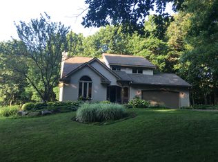 9097 Rattalee Lake Rd, Clarkston, MI 48348