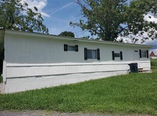 13 Norton Bridge Rd, Chatsworth, GA 30705