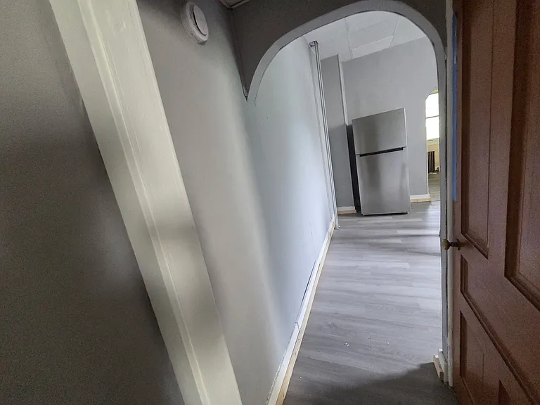 3420 Graham Ave #2 — Photo 7