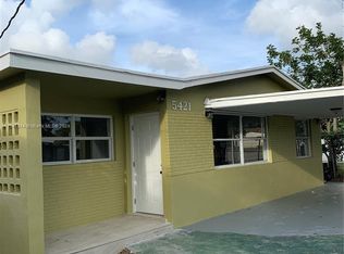 5421 SW 24th St, West Park, FL 33023