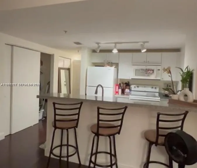 2740 SW 28th Ter #503 — Photo 18