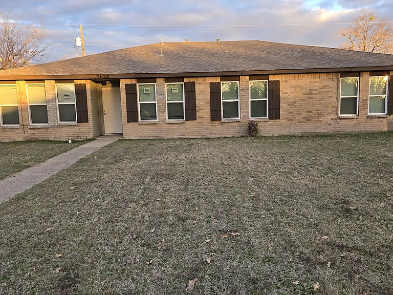 2630 Cottonwood Mnr #2630 — Photo 11