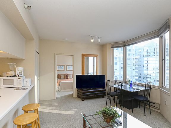 3rd image of 201 Harrison St APT 1119