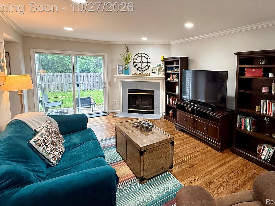42016 Queen Anne Ct, photo 3