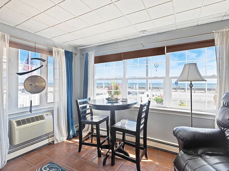 473 Ocean Blvd #1 — Photo 14
