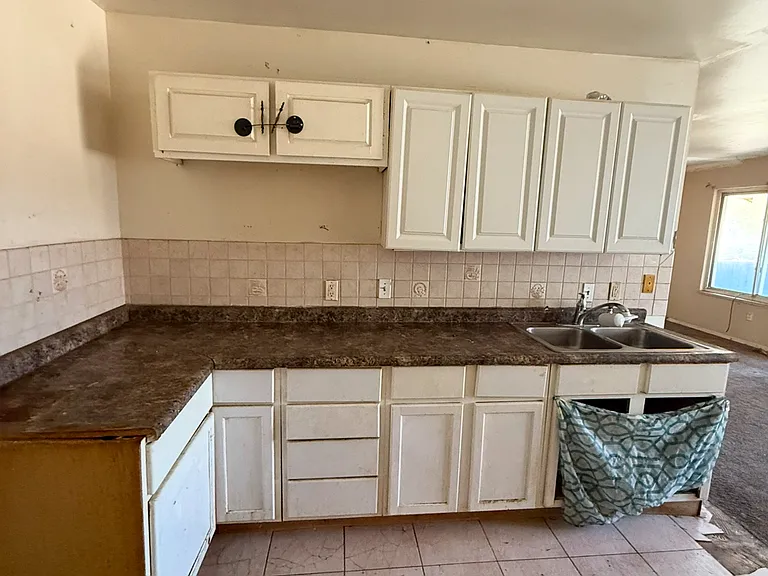 2601 Torrance St — Photo 7