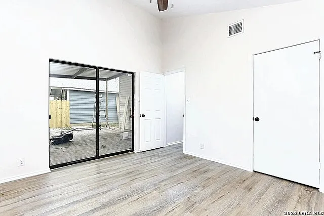 4026 Winter Sunrise Dr — Photo 11