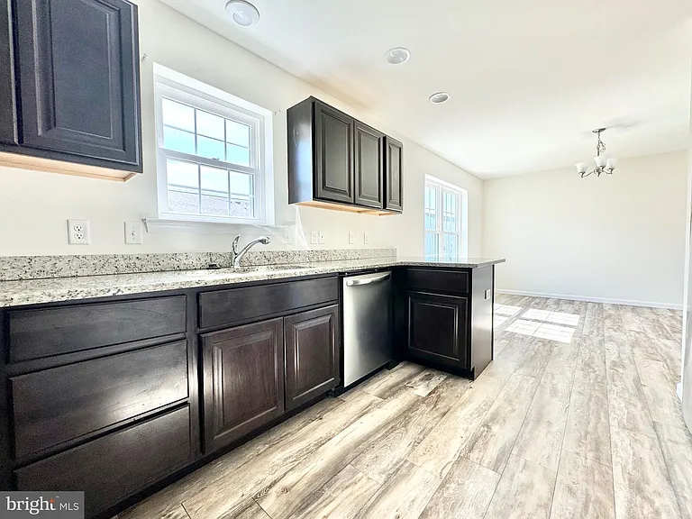 76 Filbert Dr — Photo 13