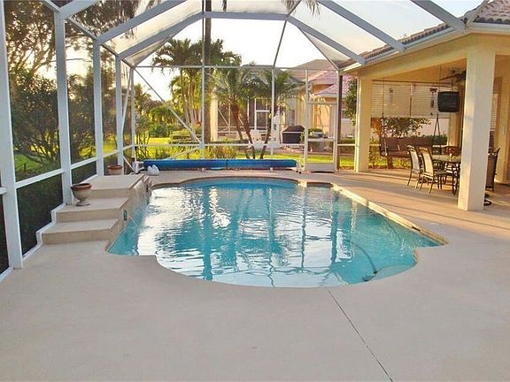 3rd image of 4411 SW La Paloma Dr