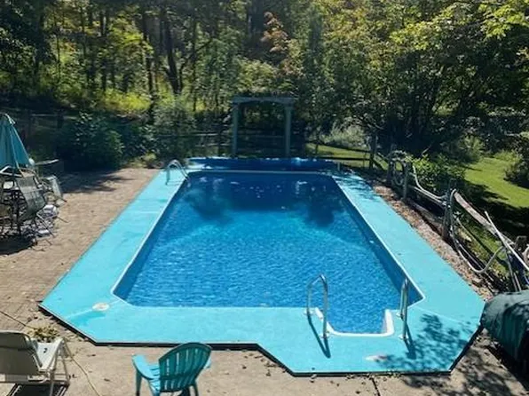 57 Buhleir Road, Pawling, NY 12564