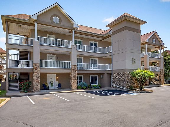 5th image of 7100 Dale Ridge Rd #B1