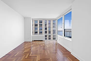 Rented by Nest Seekers International